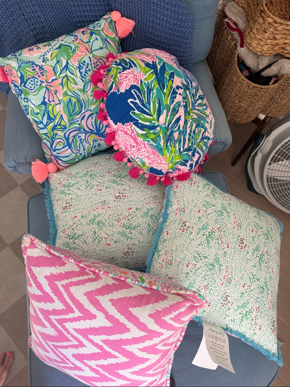Set Colorful outdoor/indoor Tropical Print Pillow Bundle - Pink, Green & Blue